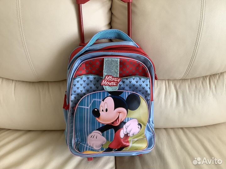 Ранец на колесах