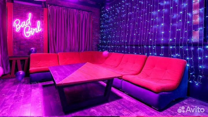 Аренда лофта с пилоном и винтажной ванной