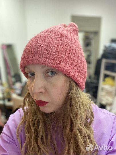 Шапка женская вязаная ручная работа