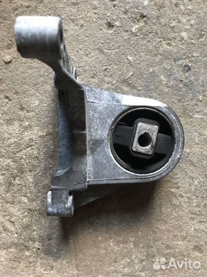 Подушка двигателя задняя Volvo Разные