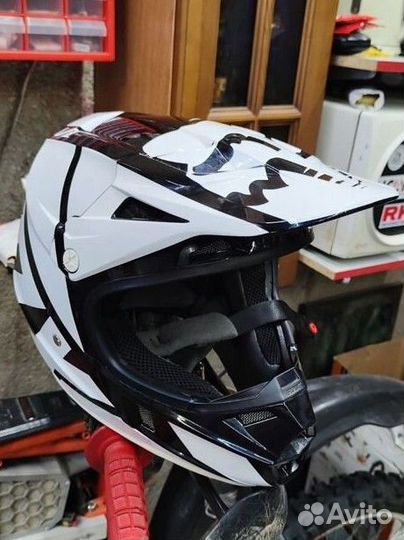 Шлем FOX V1 YL 51 52см детский