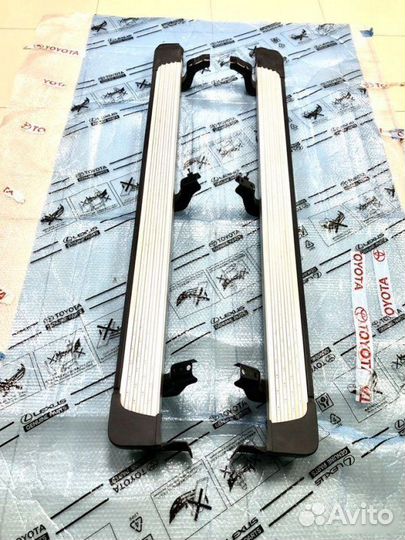 Подножка Toyota Land Cruiser 300 2021-2023