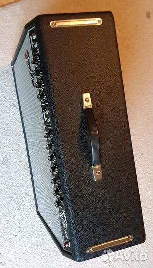 Комбоусилитель Fender '65 Twin Reverb