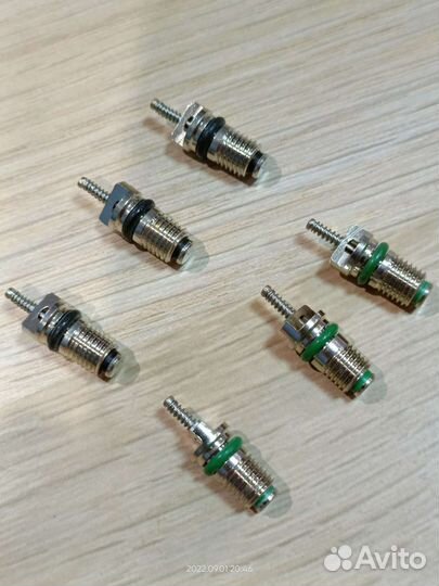 Ниппель клапан кондиционера