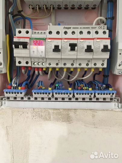 Мастер-электрик