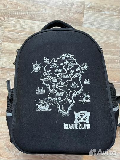 Школьный рюкзак