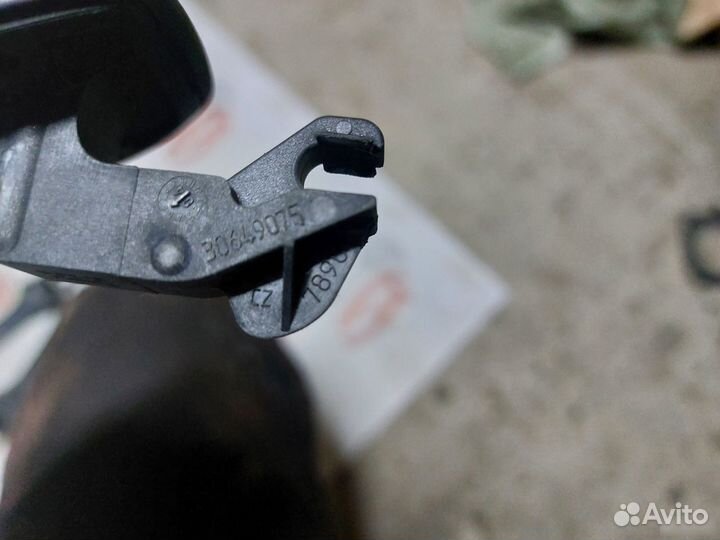 Ручки дверей Volvo Xc90 02