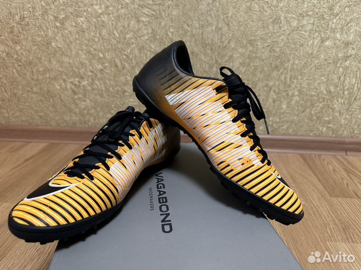 Футбольный буцы Nike mercurial p 45