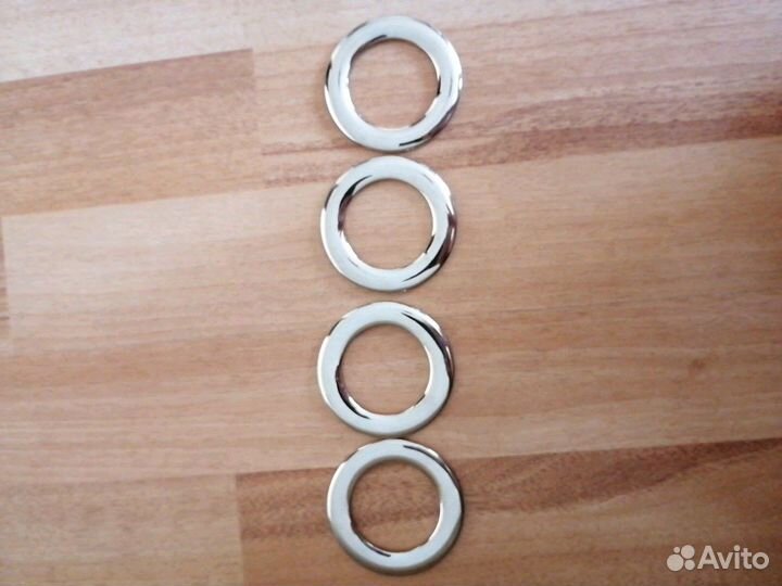 Декоративные золотые кольца