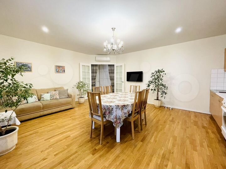 3-к. квартира, 93,9 м², 2/9 эт.