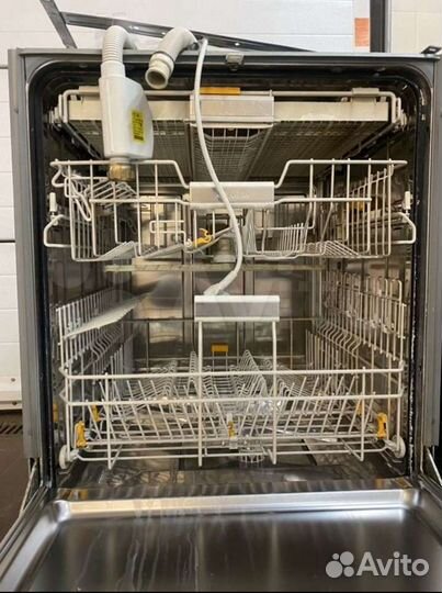 Посудомоечная машина Miele G5980