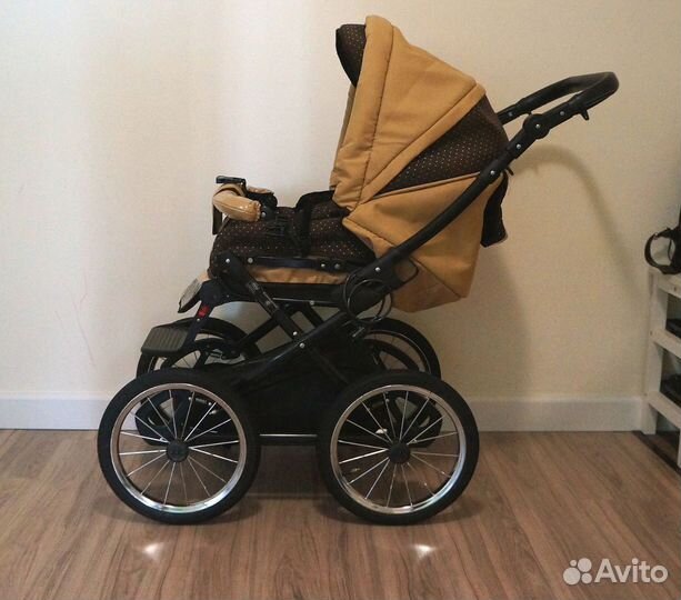 Коляска 2 в 1 Riko Blanca