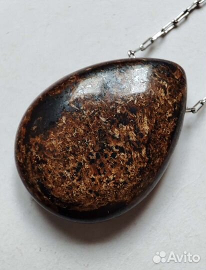 Кулон Бронзит на цепочке