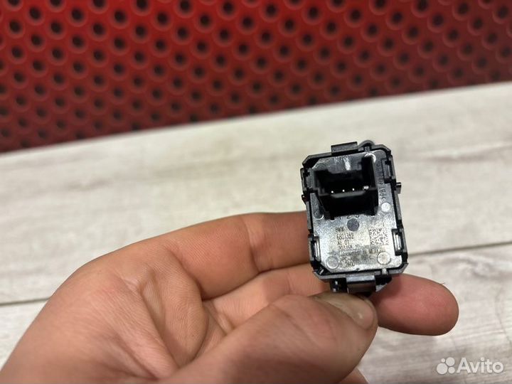 Кнопка центрального замка Bmw X5 F15 N57D30A 2016