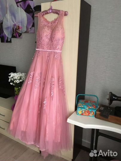 Вечернее платье на выпускной 42 44