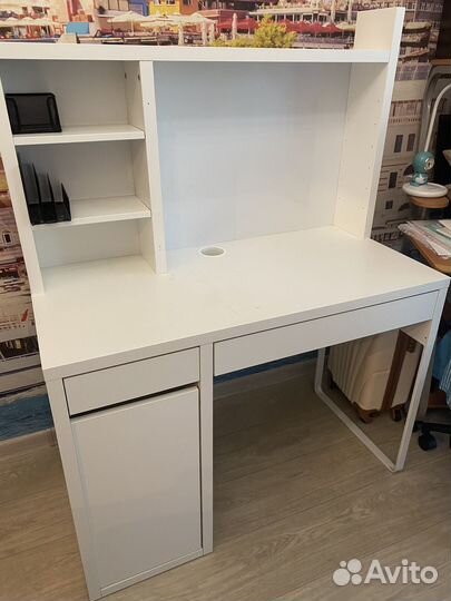 Письменный стол с тумбой для школьника IKEA