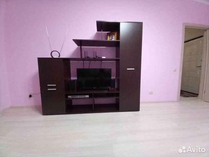 Стенка в гостиную под тв бу