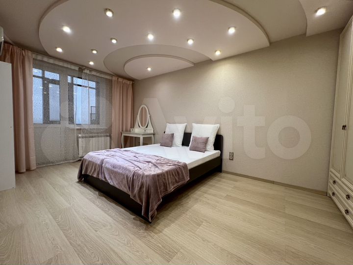 2-к. квартира, 80 м², 18/25 эт.