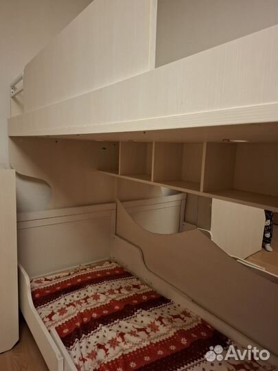 Детская двухярусная кровать бу