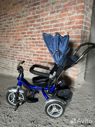 Трехколесный велосипед