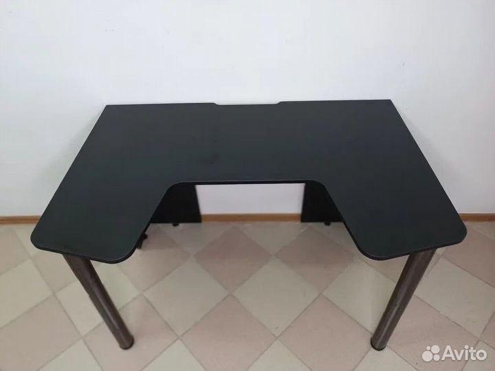 Компьютерный игровой стол