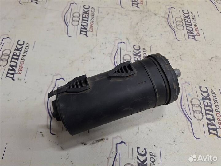 Абсорбер (фильтр угольный) Mercedes Benz W204 200