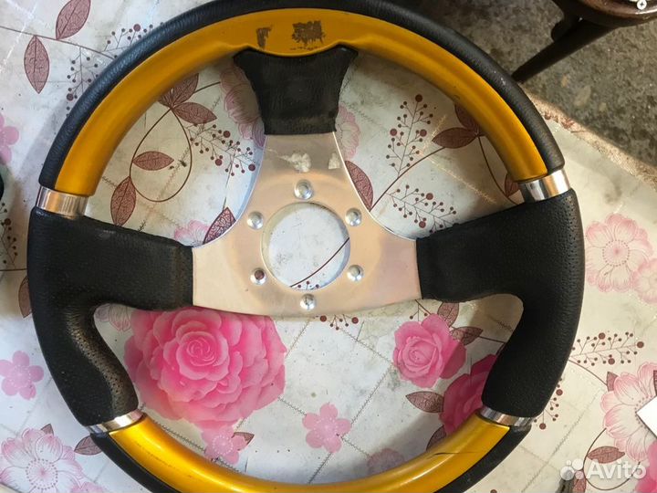 Спортивный руль на ваз