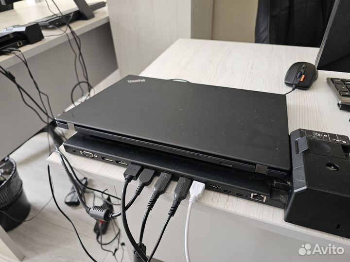Ноутбук Lenovo T490