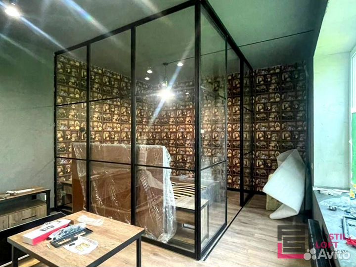 Стеклянная перегородка лофт