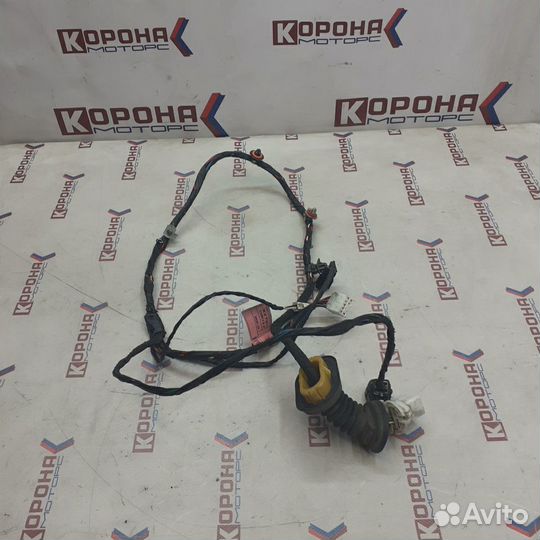 Проводка двери задней праой ssangyong kyron 2