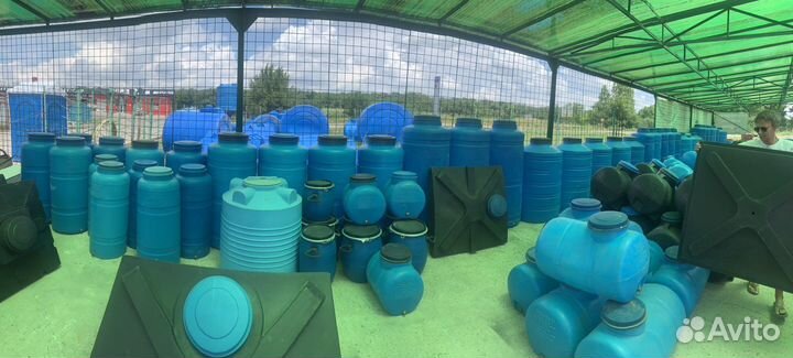 Емкость для воды пластиковая