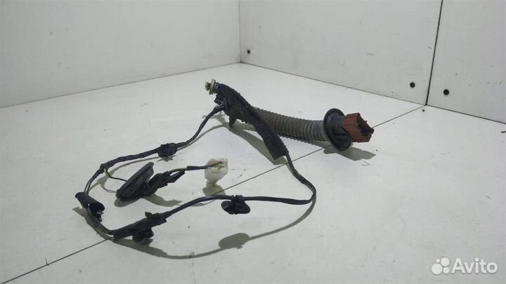 Проводка двери задней правой Renault Sandero 2009