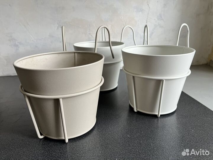 Металлическое кашпо для балкона H&M Home