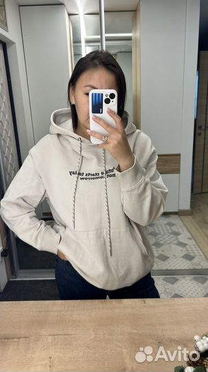 Свитера кофты женские