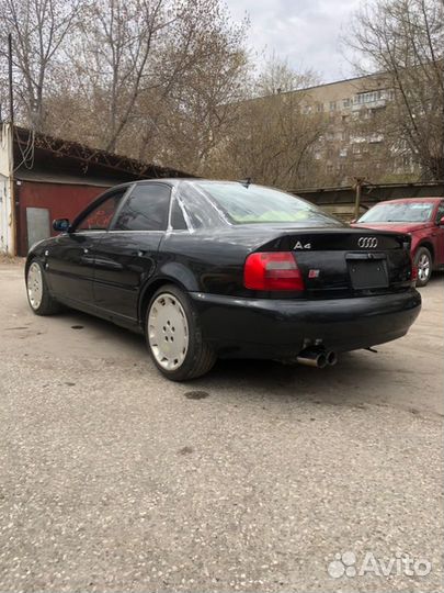 Эмблема Audi A4 B5 AEB 1997