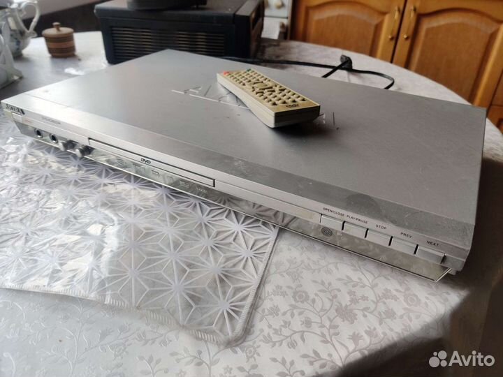 Dvd плеер akira большой