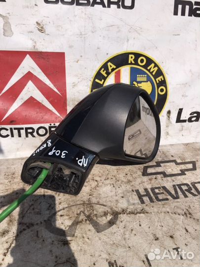 Зеркало электрическое переднее правое Peugeot 308