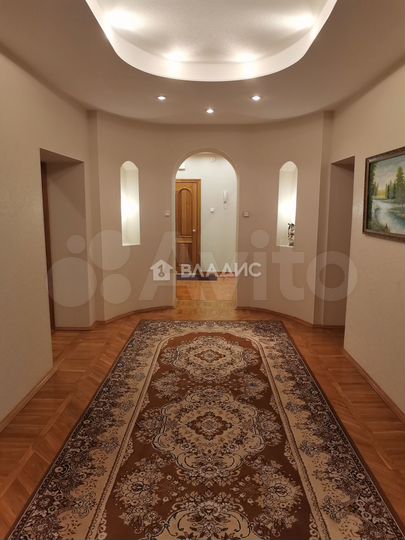 4-к. квартира, 143 м², 6/12 эт.