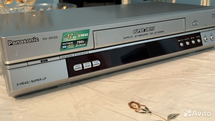 Видеомагнитофон panasonic