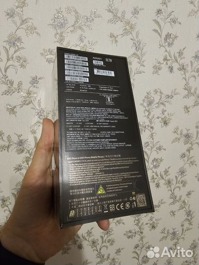 ASUS ROG Phone 6, 12/256 ГБ