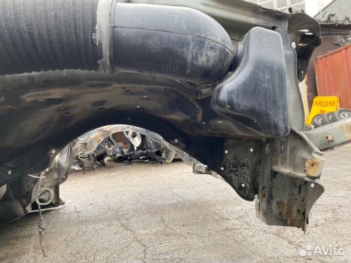 Лонжерон передний правый Toyota Land Cruiser