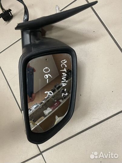 Зеркало правое skoda Octavia 2 1Z1857508F01C