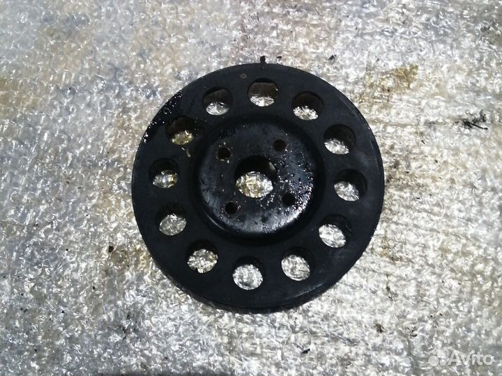 Шкив помпы Mitsubishi Lanser 9, 4G18