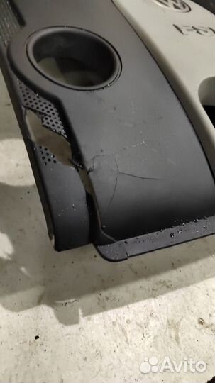 Накладка двигателя Volkswagen Golf 5