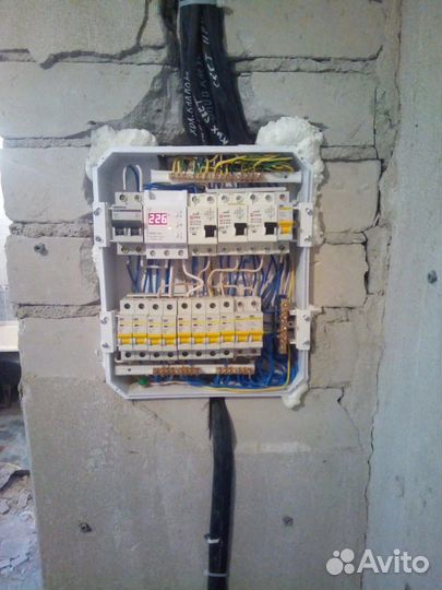 Электрик. Услуги электрика