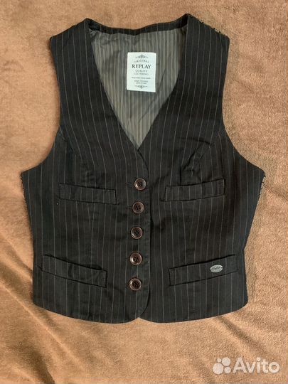 Жилет женский, классический