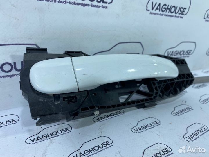 Ручка двери внешняя передняя правая Skoda Rapid