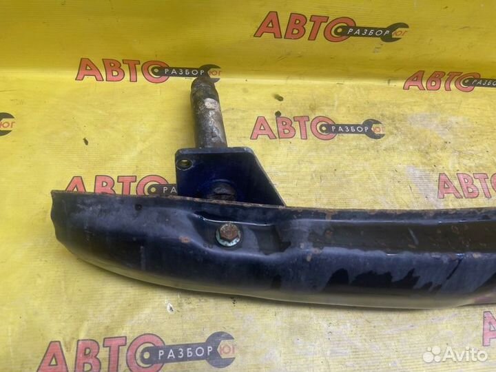 Усилитель бампера задний Volkswagen Jetta AZJ 2001