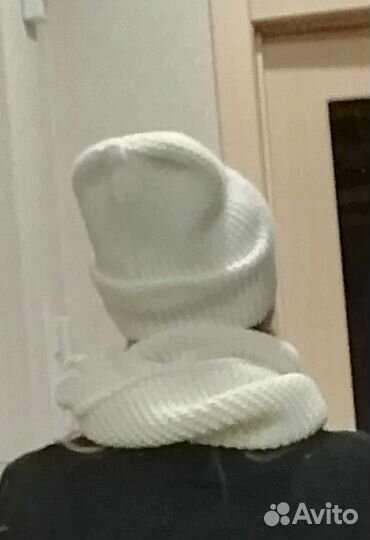 Комплект шапка и снуд женский