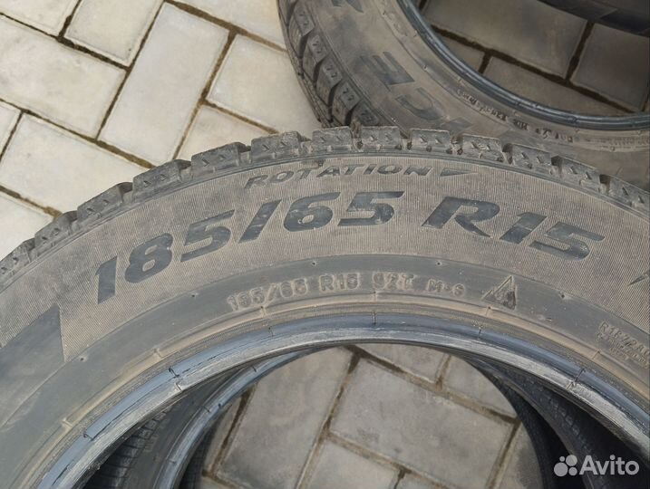 Pirelli Ice Zero 185/65 R15 92T